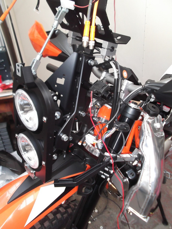 ktm_690_enduro_front_22_1