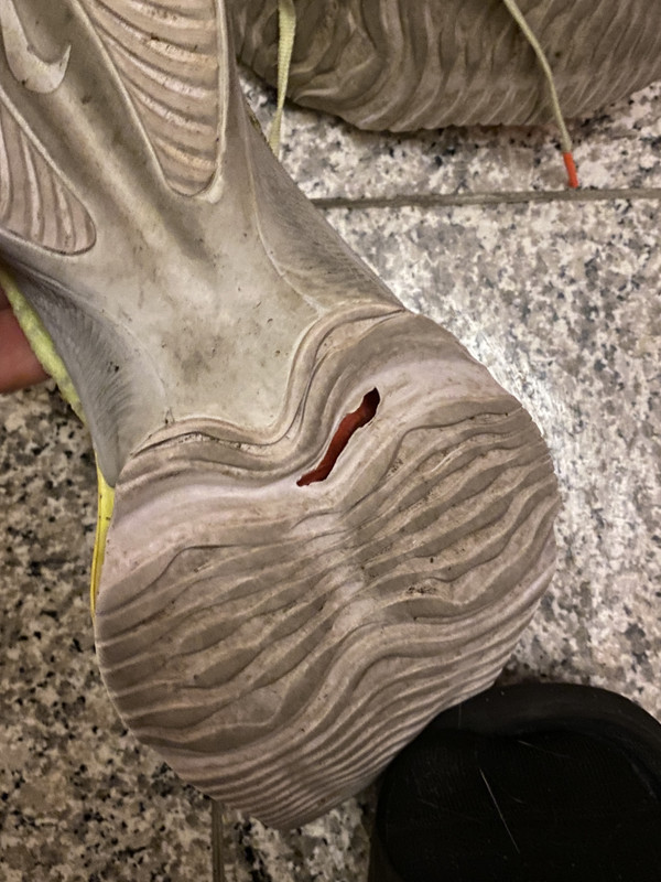 CE646A60-9038-4725-89C4-C847A49443C1