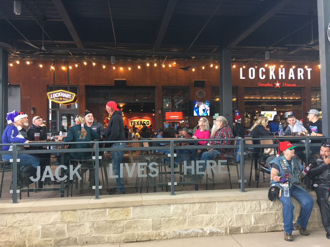 61257678-F352-44BE-8EB3-1E51A9FE0016