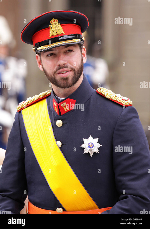 guillaume-hereditary-prince-of-luxembourg-arrive-for-the-wedding-of-D59DH6