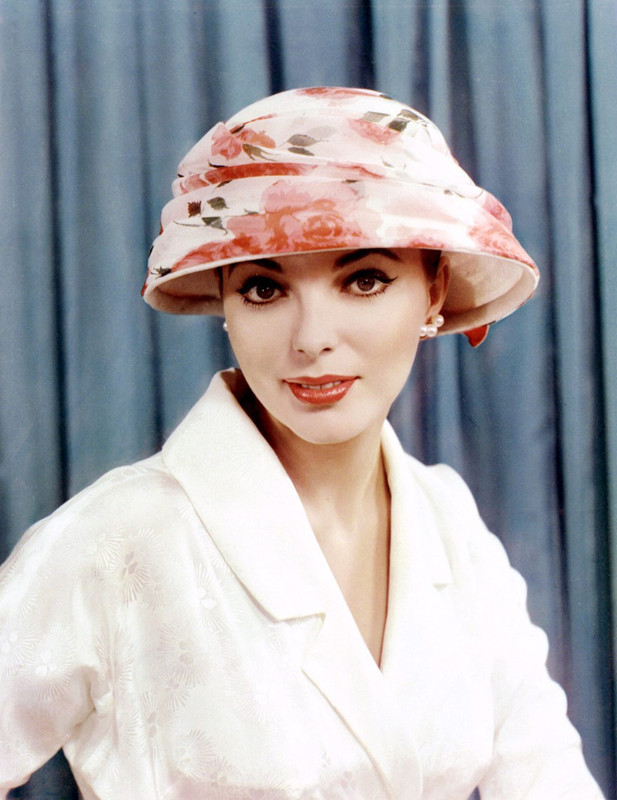 Joan_Collins_f44