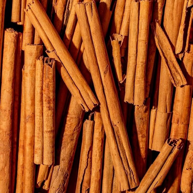 Cinnamon sticks