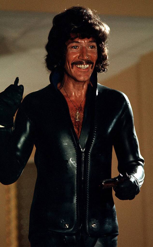 rs_634x1024-180118052808-634.Peter-Wyngarde-JR-011818