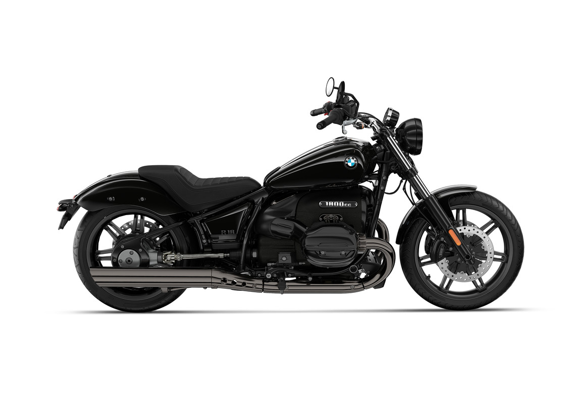 P90569182_highRes_bmw-r-18-model-year-