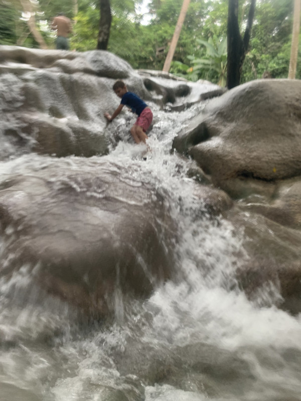 5223664D-8E74-46CC-89A8-34890D0A914D