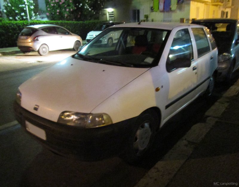 avvistamenti auto storiche - Pagina 23 IMG-1254