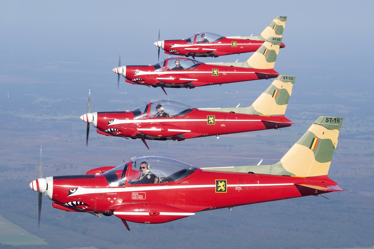 Red Devils SF-260 — Belgian Air Force