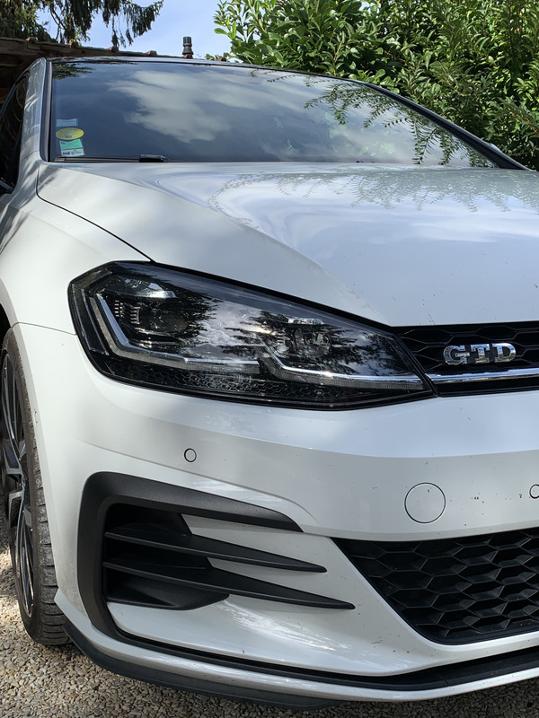 878B763F-E3F9-4415-8C37-3125A5E9B576