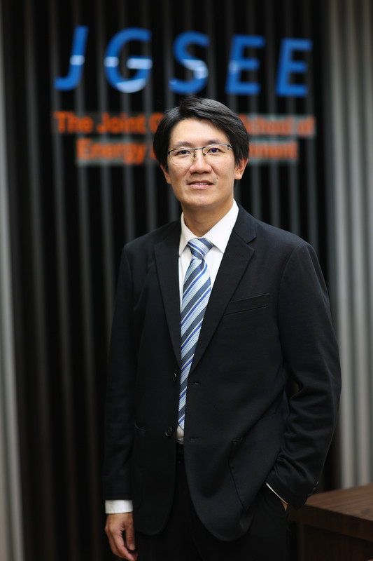 s-dr-nwdl-hel-as-r-phcn-ph-xanwy-ka-rb-nth-tw-thyal-yr-wmd-anphl-ngngan-laea-s-ng-waed-l-xm-(JGSEE)