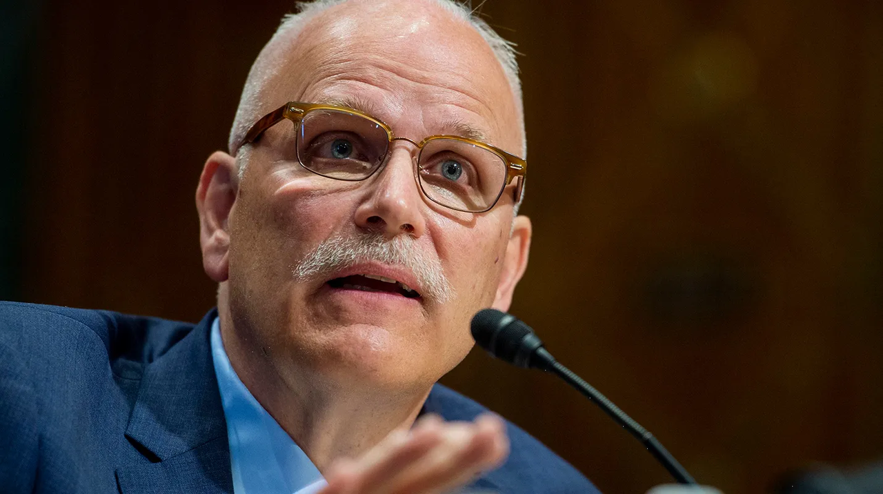 Confirman renuncia de Chris Magnus, lÃder de agencia fronteriza en EU