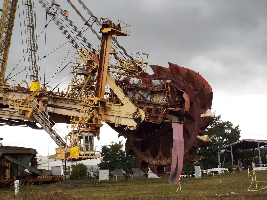 Unex KU 800 - 8 Březno 2024 1z