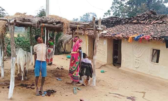 border-region-between-India-and-Pakistan-Aftermath-of-a-home-invasion-on-a-farm-two-wifes-and-two-m.jpg