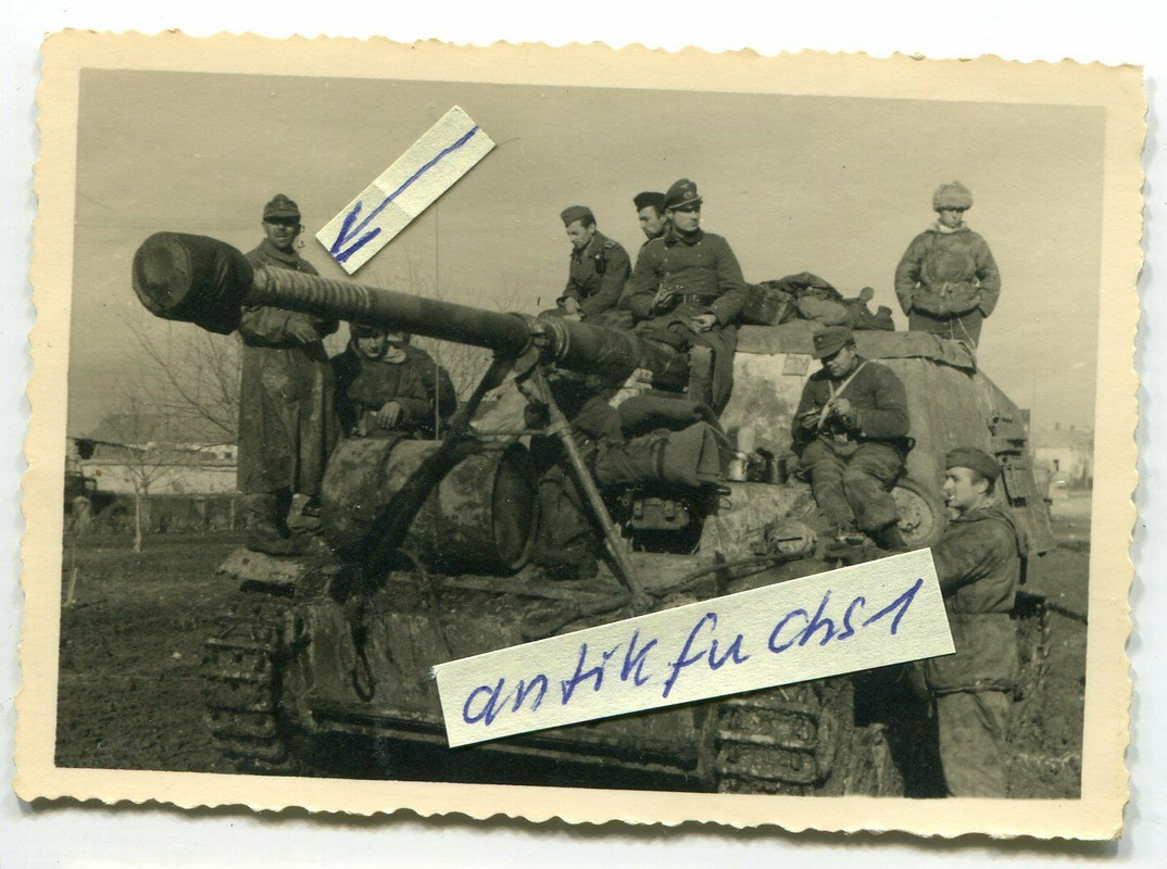 schwere WH-Panzer SfL Panzerjäger Panzerhaubitze an der Ostfront -1943