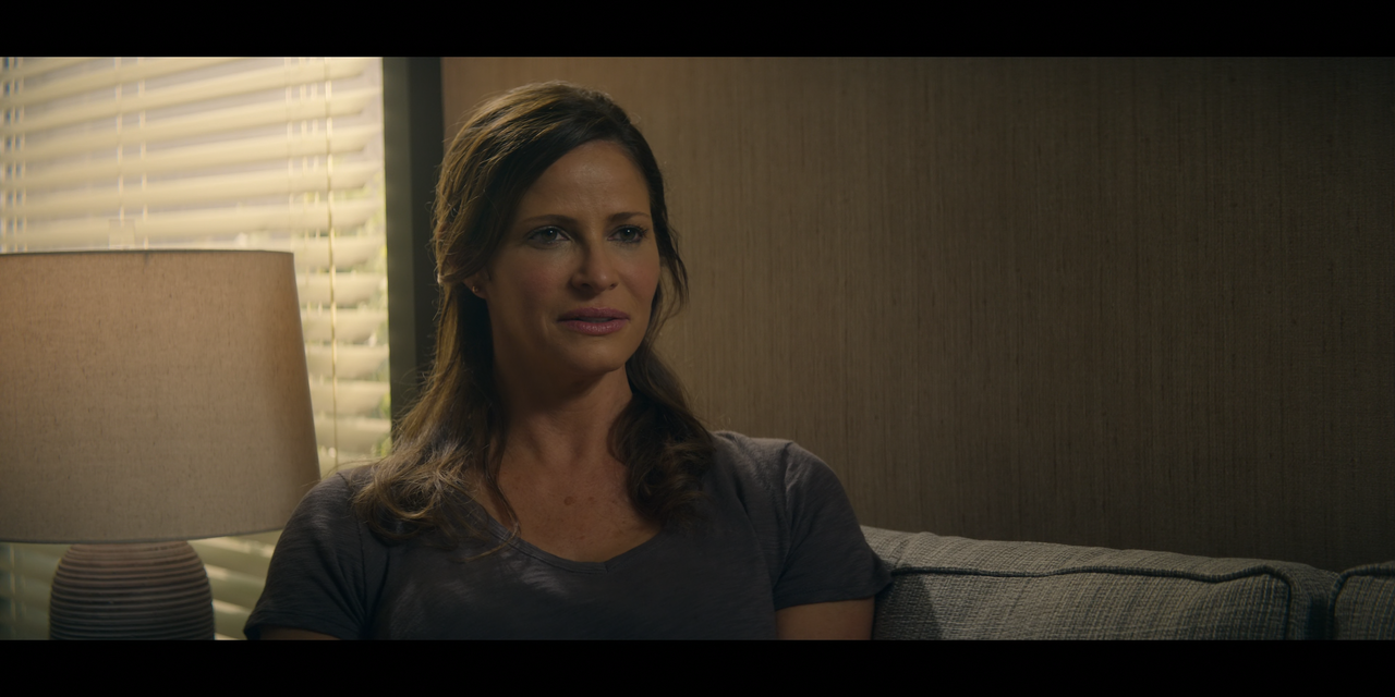 Tulsa.King.S01E02.Center.of.the.Universe.2160p.10bit.AMZN.WEB-DL.DDP5.1.HEVC-Vyndros.mkv_snapshot_08