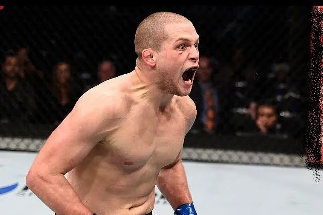Алекс Мороно срещу Карлос Леал на UFC 313