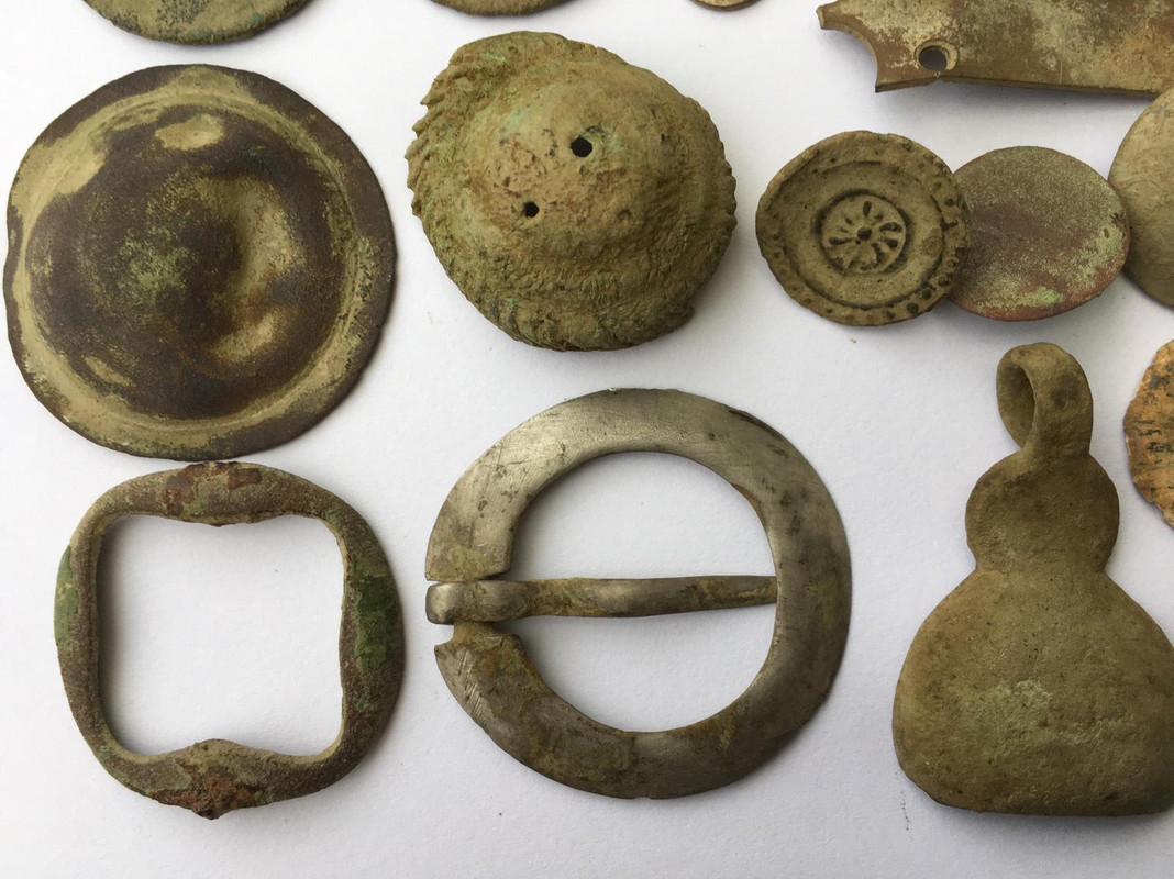 F4747B52-EA4A-4A80-8EB7-F24EBB041771