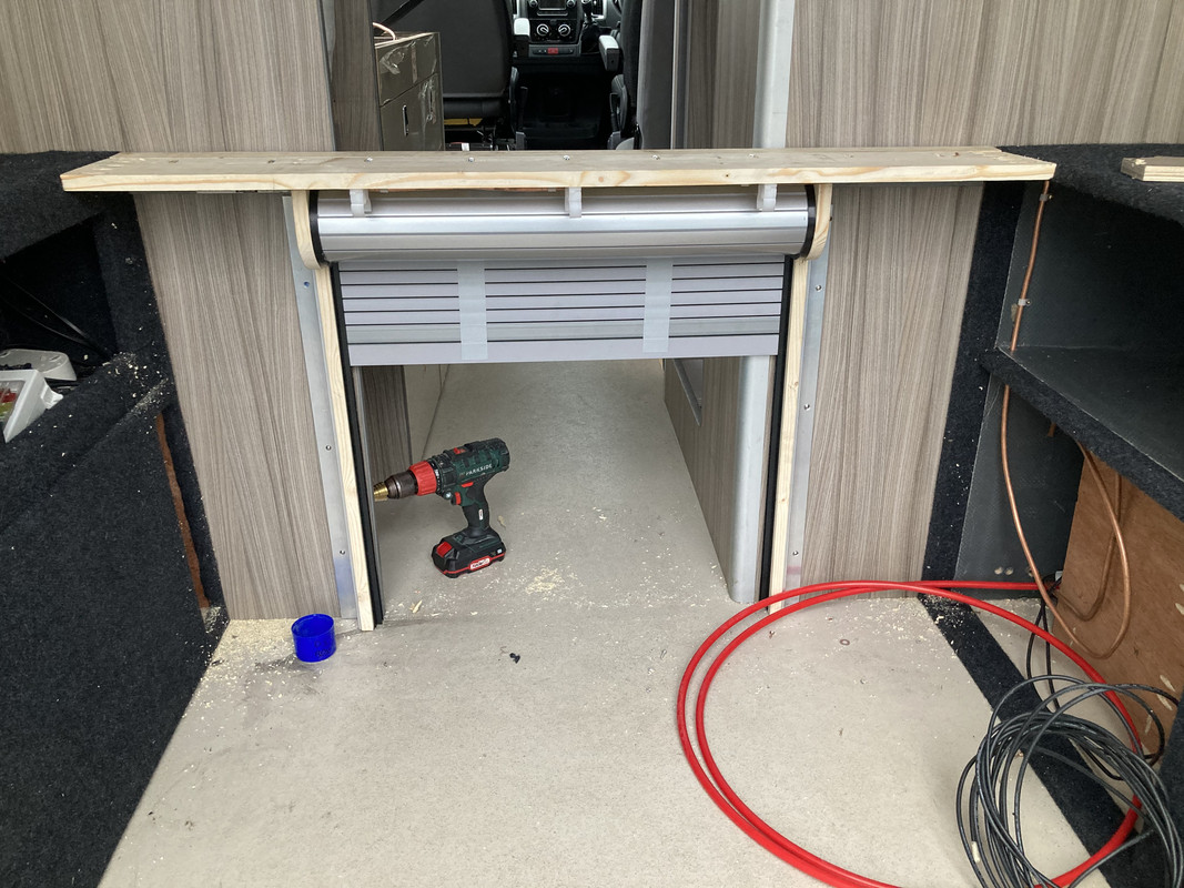 E637D988-BF49-48F0-8B41-18A472D9A9F8