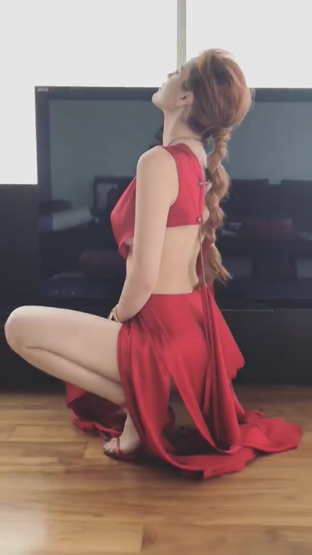 CelebsFlash.com_BT_Pantyless_Braless_102717__9_