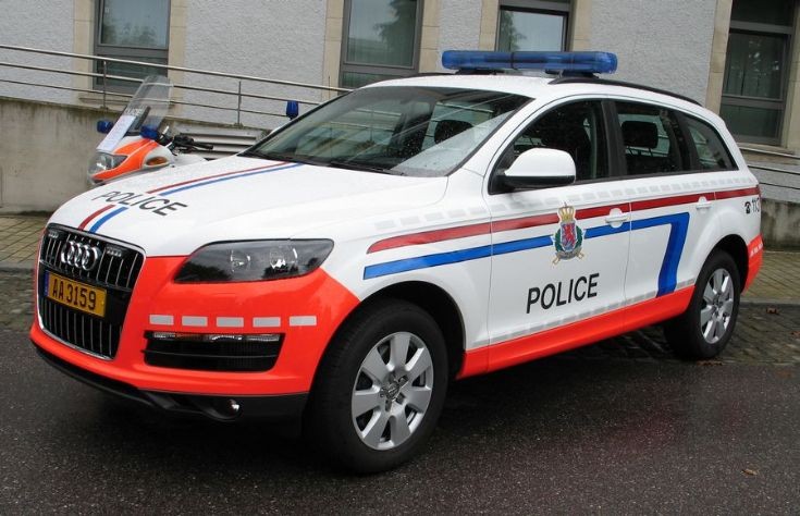 Audi-Q7 Police