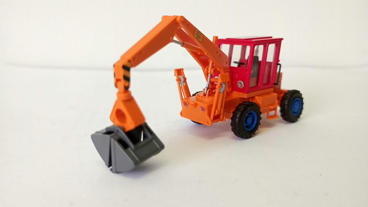 Mach (3836)