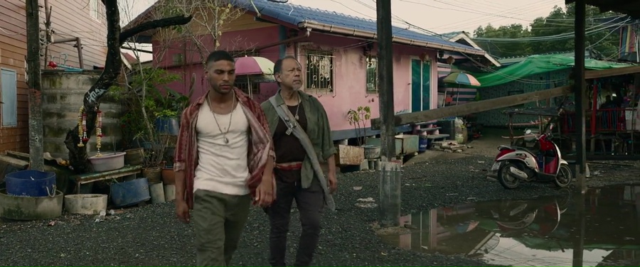 Mayhem! 2023 BluRay [Hindi + Tamil + French] 480p, 720p ESub Screenshot