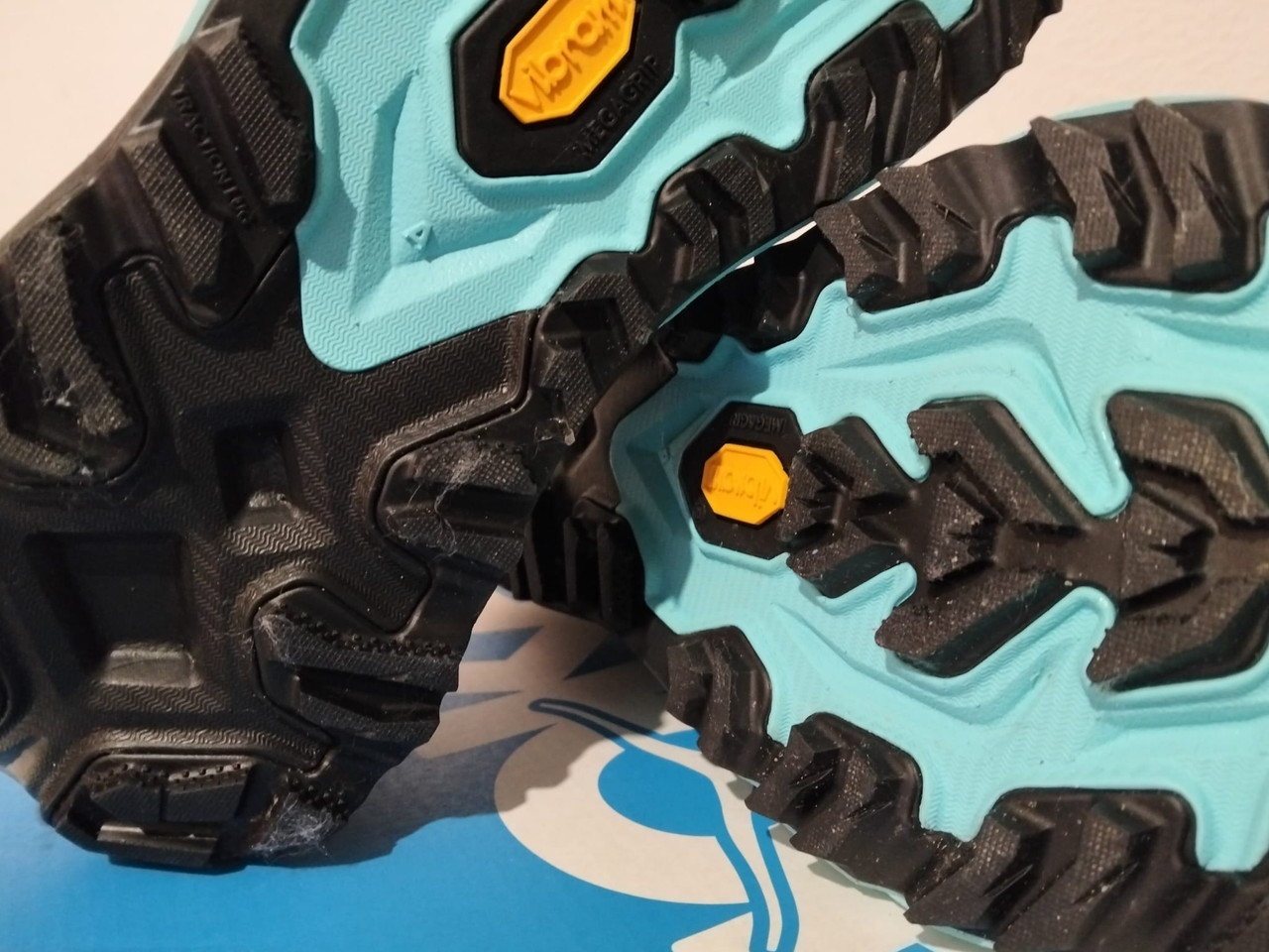 bfeff1ee f676 4322 b989 eb8d9194d452