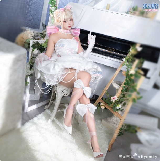 รูปภาพสินค้า 【Pre-Order】ชุดขาวน้องแมว