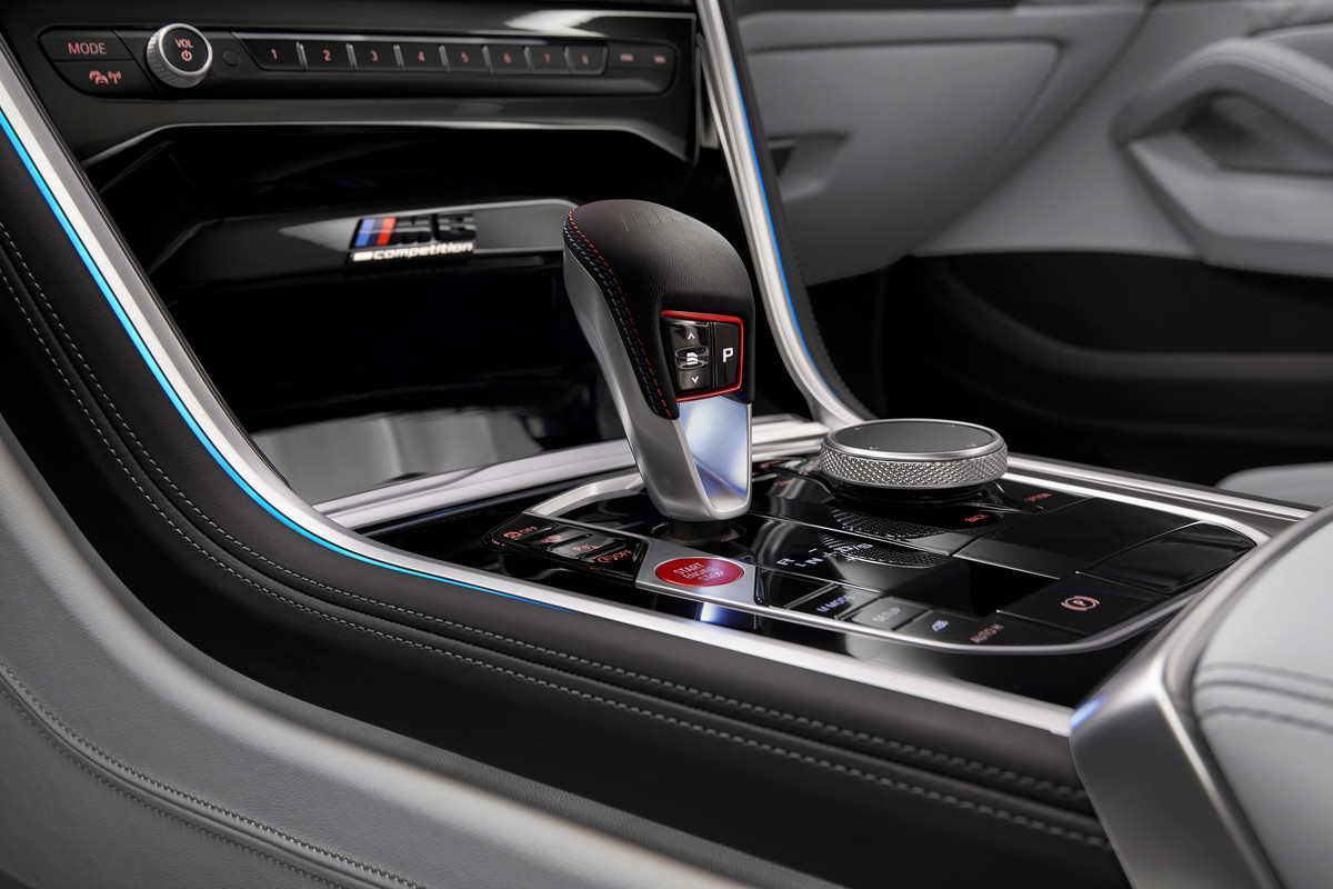 P90369142_highRes_the-new-bmw-m8-gran-