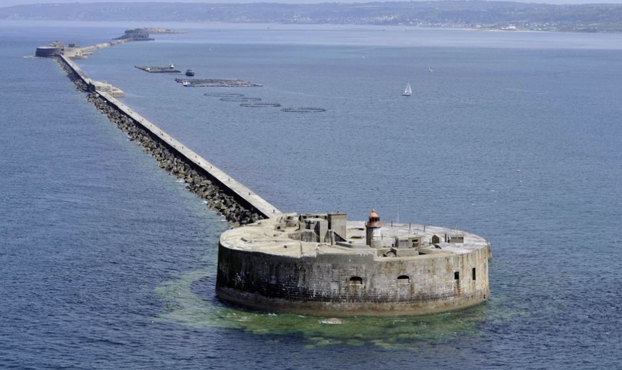 Documentation et modélisation du Fort de L'Ouest, grande rade, Cherbourg Screenshot-2021-02-02-19-18-46-099