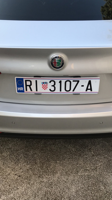 3CA18C1D-80D2-4868-B865-23ACA6EE5DC8