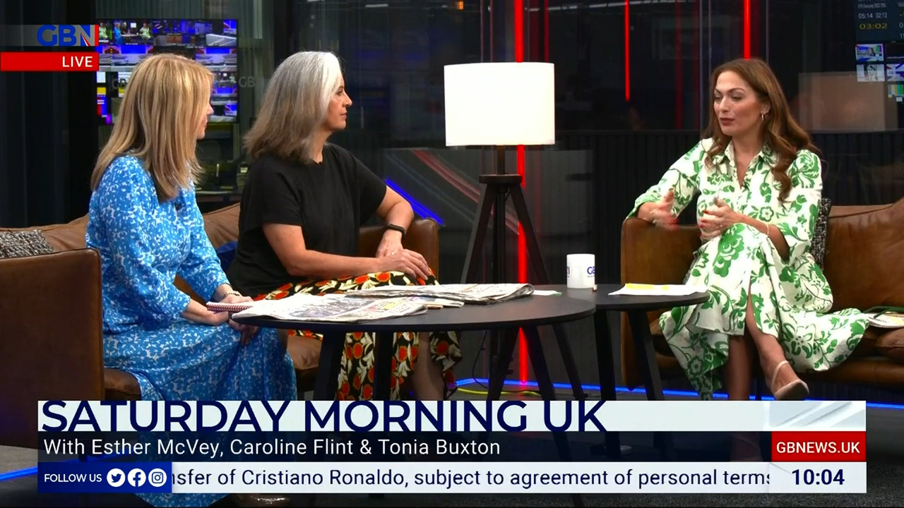 08.28 - 10.00.00 - Saturday Live UK. Opinion, news and a bit of fun o....ts_snapshot_05.35.452