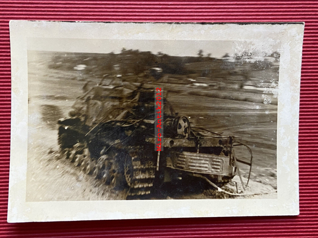 Foto, zerstörter russischer Panzer zw. Łańcut und Tarnopol Juli 1941