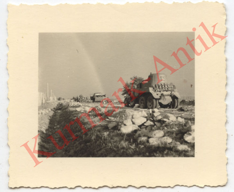 Foto Wehrmacht Weißrussland Dereczyn Beute Panze