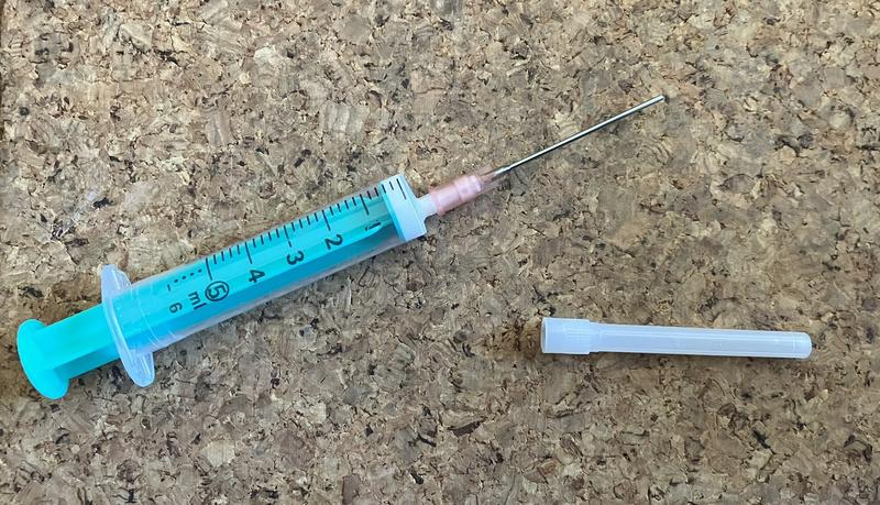 [Bild: Leimspritze.jpg]