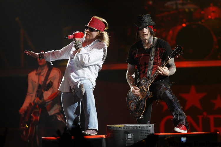 axl-dj-ashba02.jpg