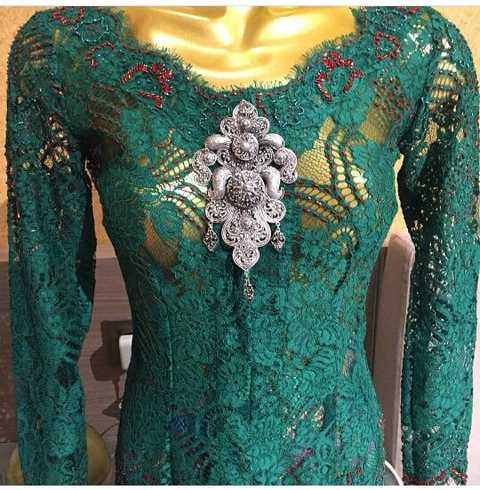 Seragam kebaya keluarga murah
