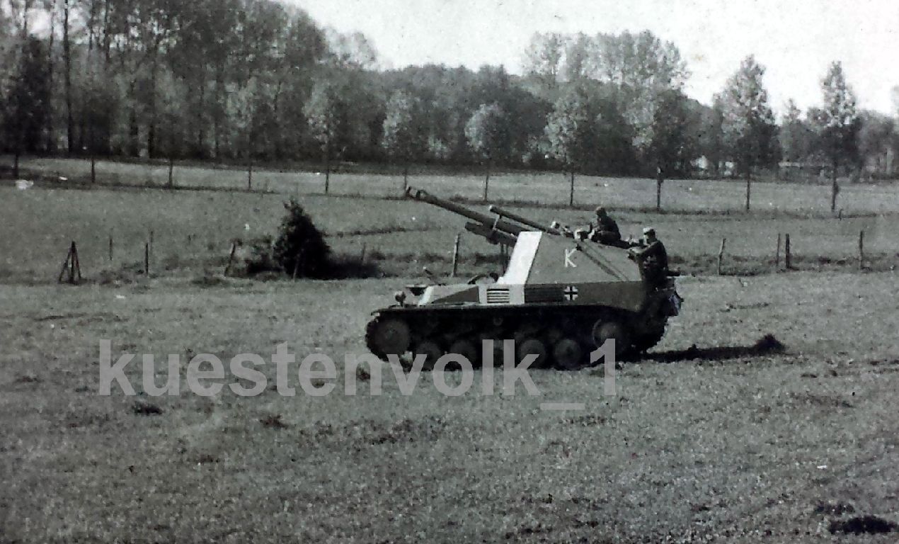 Panzer Wespe Kennung Konrad SdKfz KWK 10,5cm 2WK Tank Staffelzei