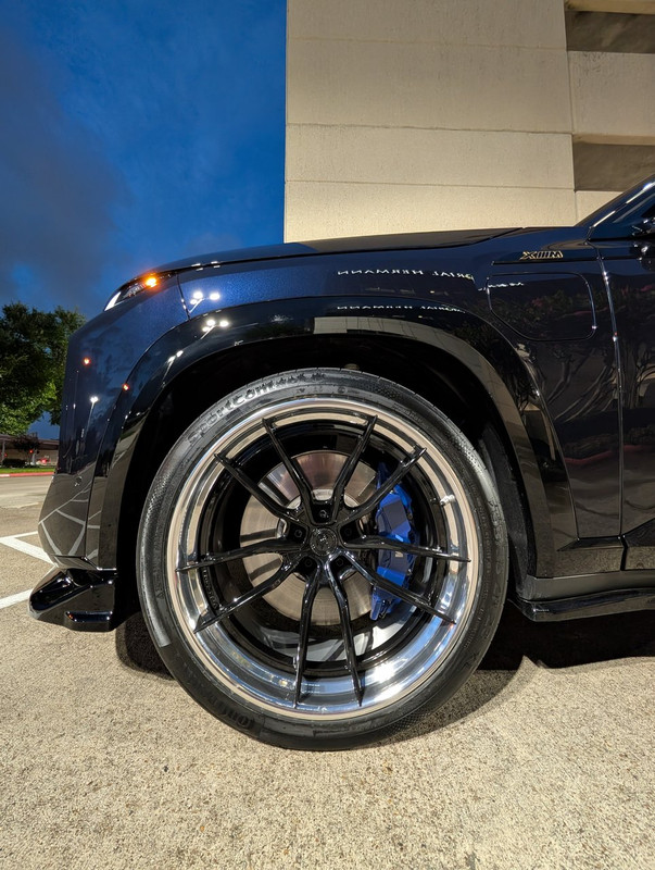 PXL_20250625_015109224