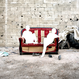 Νέo Music Video | Roger Waters & Mona Miari – Comfortably Numb Re-Imagined