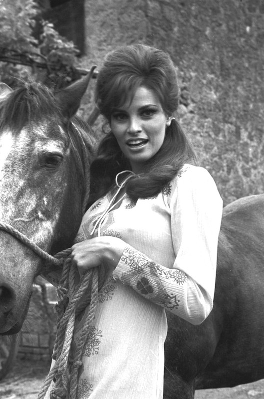 raquel_welch_f59