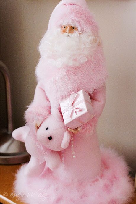 pink-santa.jpg