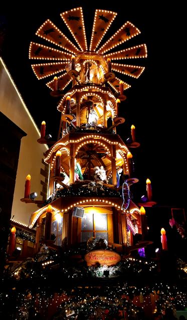 ALSACIA EN NAVIDAD Y MONTREUX CON PAPÁ NOEL - Blogs de Europa Central - 4 Dic: Riquewihr y vuelta a Basilea por la huelga (20)