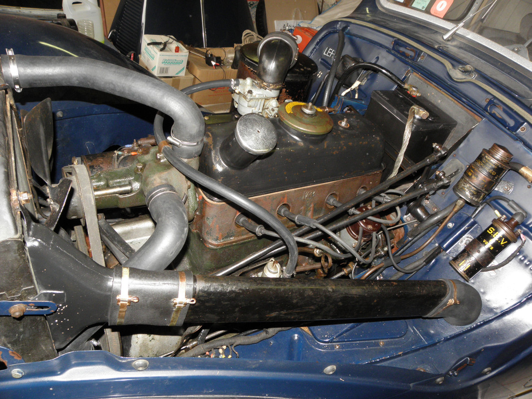 20120319_Finitions haut du moteur (16)