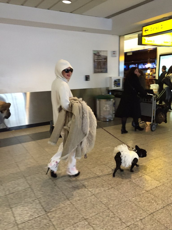 12-26-15-Arriving-at-La-Guardia-Airport-