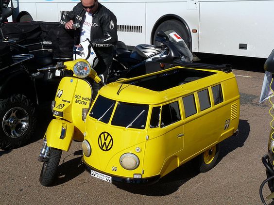 yellowamper.jpg