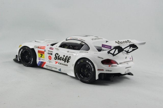 Fujimi Studie BMW Z4 GT3 - International Scale Modeller