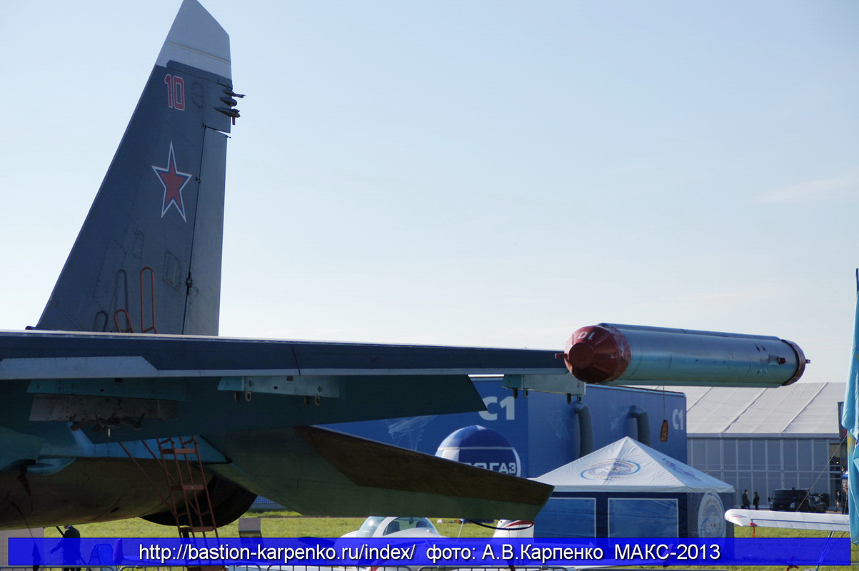 SU-34-MAKS-2013-35.jpg