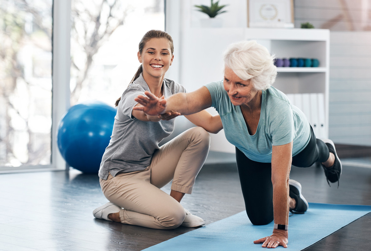 Image of a physical therapist treating a Pelvic Health patient in Madison, NJ.