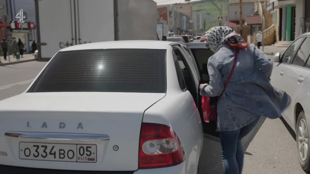 [Image: bwezn7a3a2y0.jpg]