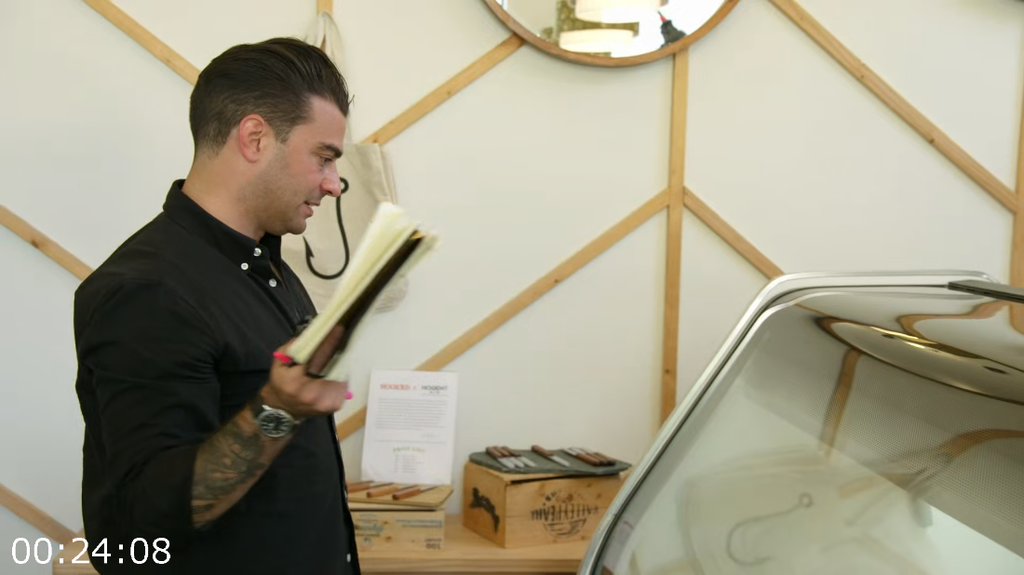 [Image: yd1yp2x6utc2.png]